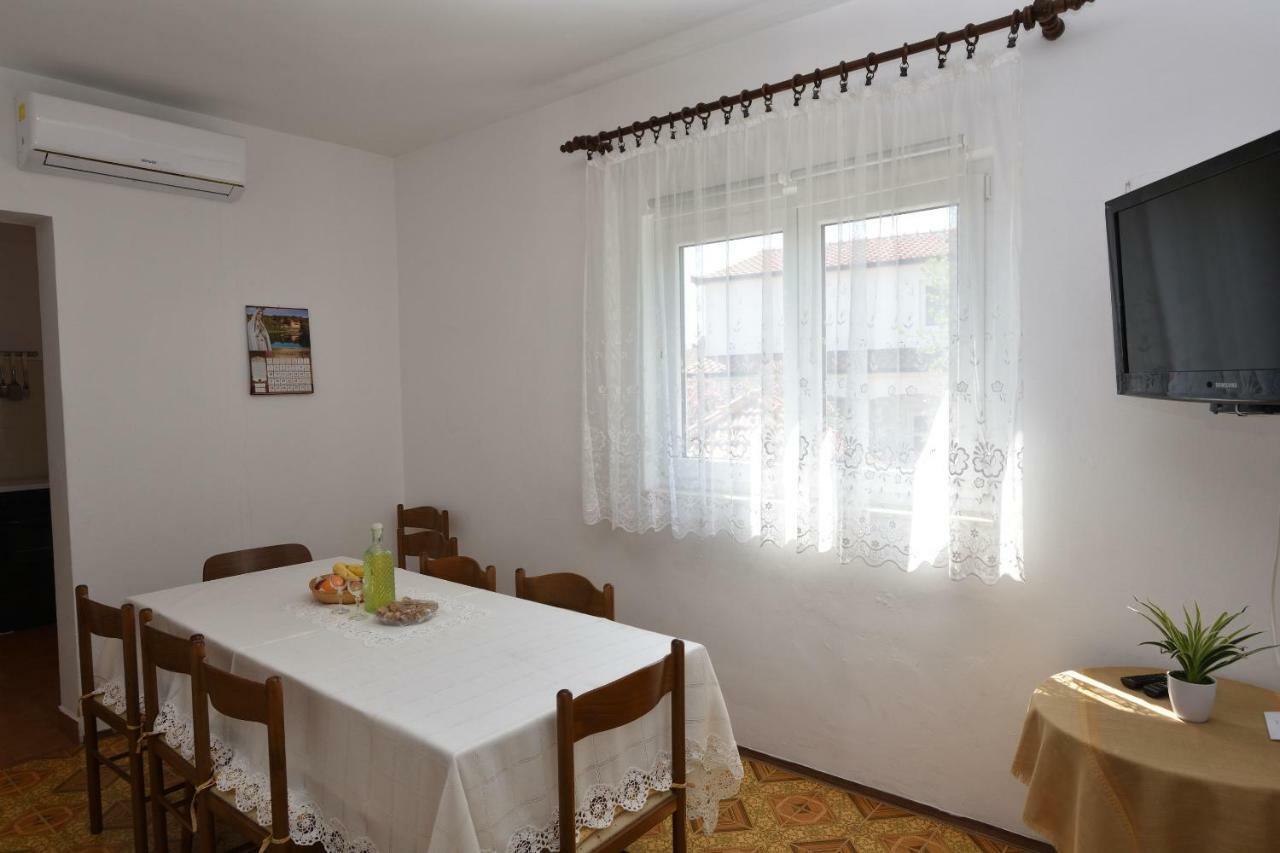 Apartment Maria Primošten Dış mekan fotoğraf