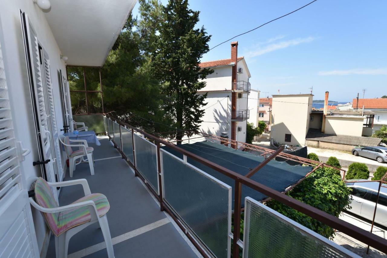 Apartment Maria Primošten Dış mekan fotoğraf