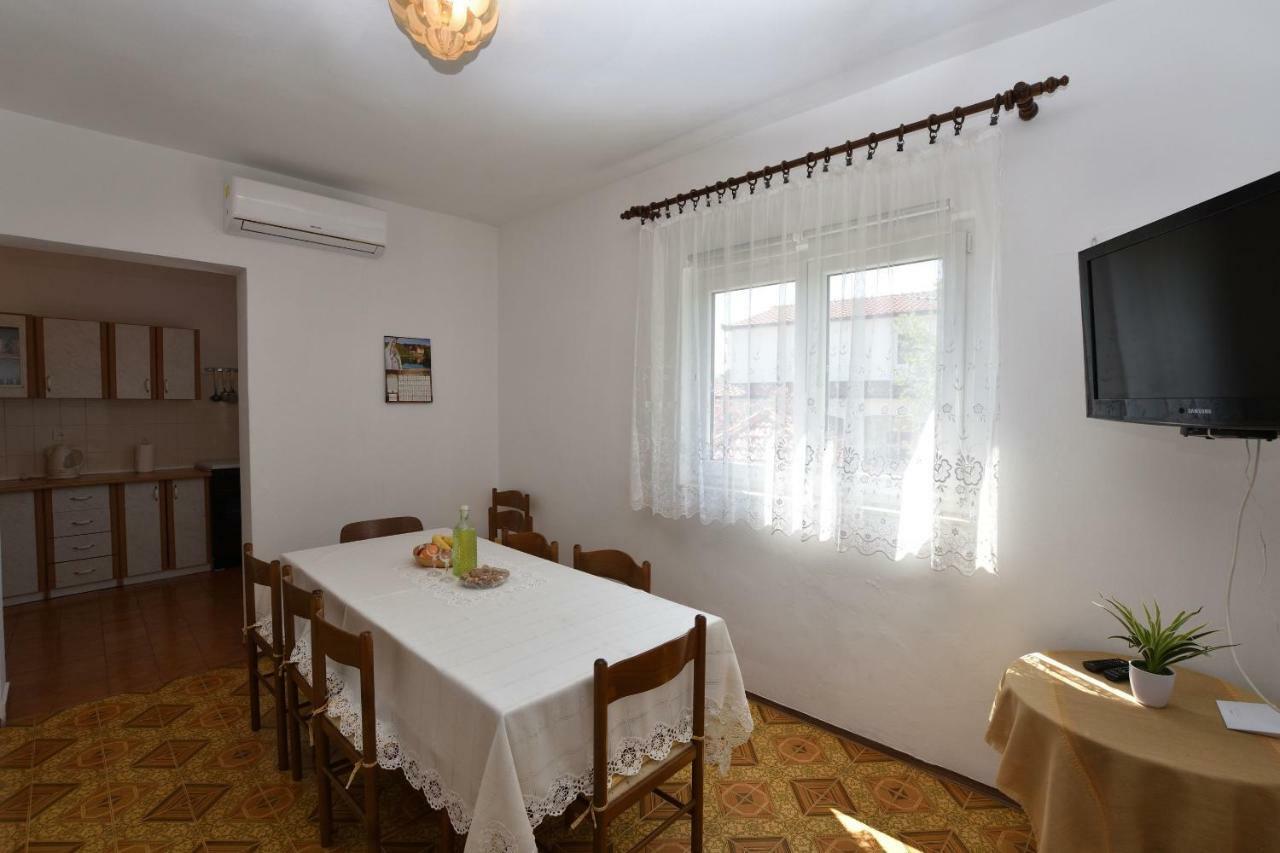 Apartment Maria Primošten Dış mekan fotoğraf